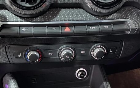 Audi Q2 I, 2022 год, 2 300 000 рублей, 3 фотография