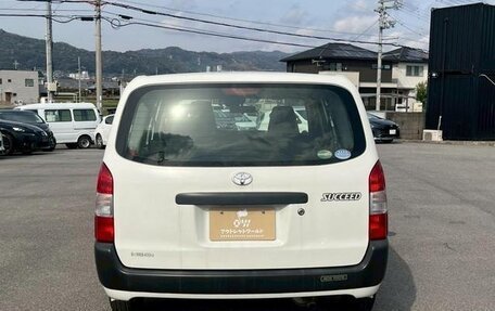 Toyota Succeed I рестайлинг, 2018 год, 970 000 рублей, 4 фотография