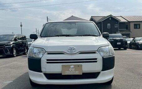 Toyota Succeed I рестайлинг, 2018 год, 970 000 рублей, 2 фотография