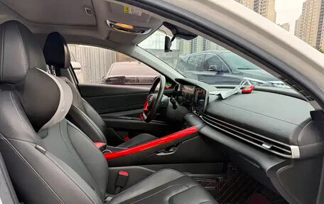 Hyundai Elantra, 2021 год, 1 300 005 рублей, 8 фотография