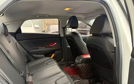 Hyundai Elantra, 2021 год, 1 300 005 рублей, 11 фотография