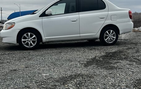 Toyota Platz, 2000 год, 325 000 рублей, 3 фотография