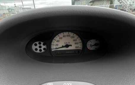 Toyota Platz, 2000 год, 325 000 рублей, 16 фотография