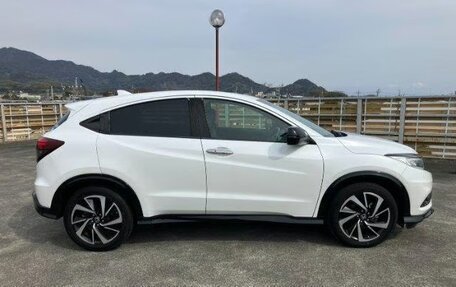 Honda Vezel, 2021 год, 1 530 000 рублей, 7 фотография