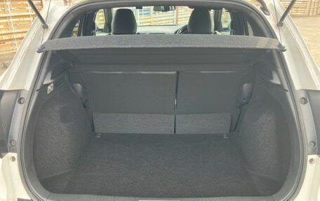 Honda Vezel, 2021 год, 1 530 000 рублей, 8 фотография