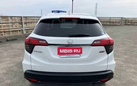 Honda Vezel, 2021 год, 1 530 000 рублей, 5 фотография