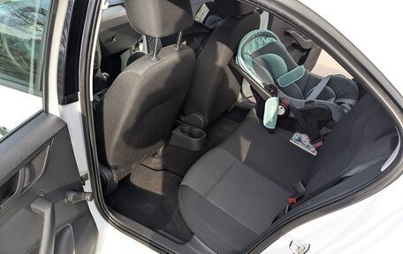Skoda Rapid I, 2016 год, 1 100 000 рублей, 37 фотография