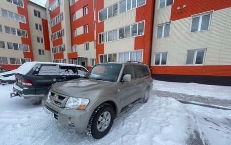Mitsubishi Pajero III рестайлинг, 2003 год, 1 000 000 рублей, 7 фотография