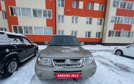 Mitsubishi Pajero III рестайлинг, 2003 год, 1 000 000 рублей, 6 фотография