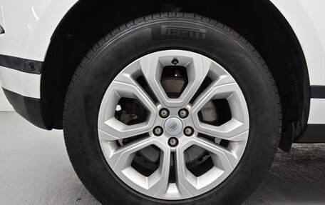 Land Rover Range Rover Evoque II, 2022 год, 4 920 000 рублей, 5 фотография