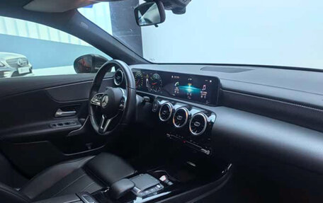 Mercedes-Benz A-Класс, 2021 год, 1 599 900 рублей, 8 фотография