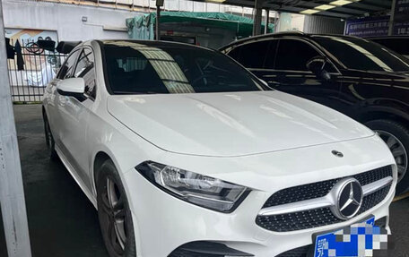 Mercedes-Benz A-Класс, 2021 год, 1 801 900 рублей, 2 фотография