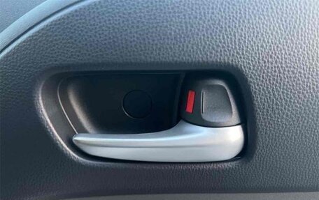 Toyota Sienta, 2025 год, 2 300 000 рублей, 18 фотография