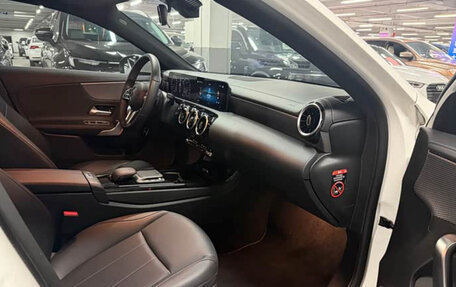 Mercedes-Benz A-Класс, 2021 год, 1 779 900 рублей, 9 фотография