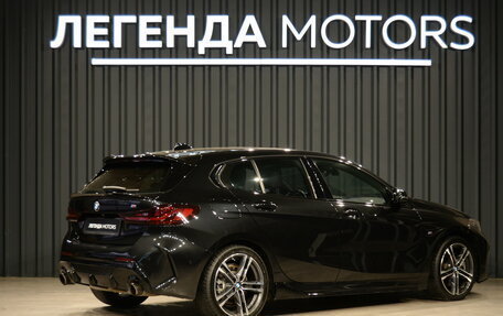 BMW 1 серия, 2023 год, 3 200 000 рублей, 4 фотография