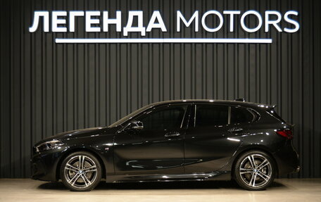 BMW 1 серия, 2023 год, 3 200 000 рублей, 6 фотография