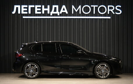 BMW 1 серия, 2023 год, 3 200 000 рублей, 3 фотография