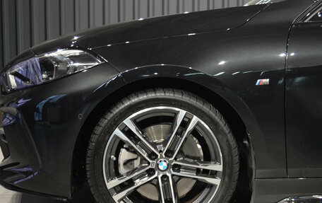 BMW 1 серия, 2023 год, 3 200 000 рублей, 11 фотография