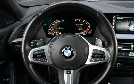 BMW 1 серия, 2023 год, 3 200 000 рублей, 15 фотография