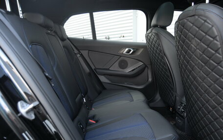 BMW 1 серия, 2023 год, 3 200 000 рублей, 32 фотография