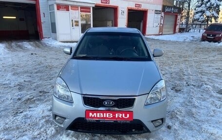 KIA Rio II, 2011 год, 450 000 рублей, 3 фотография