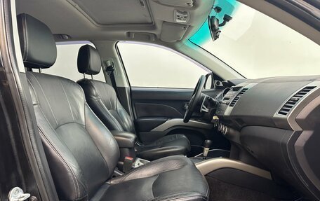 Mitsubishi Outlander III рестайлинг 3, 2008 год, 1 250 000 рублей, 15 фотография