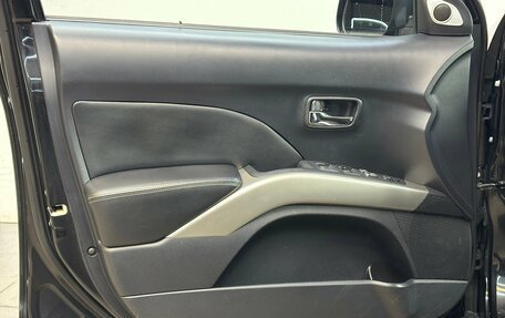 Mitsubishi Outlander III рестайлинг 3, 2008 год, 1 250 000 рублей, 19 фотография