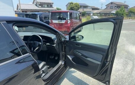 Volkswagen Golf VIII, 2022 год, 1 220 000 рублей, 9 фотография