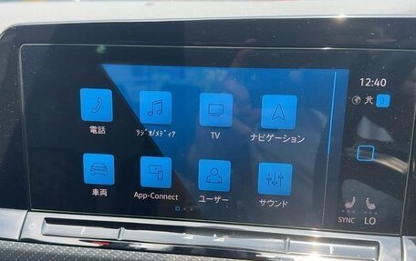 Volkswagen Golf VIII, 2022 год, 1 220 000 рублей, 18 фотография