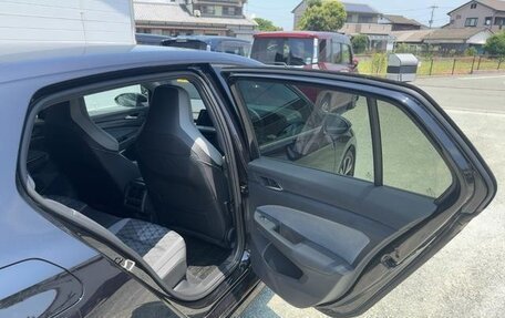 Volkswagen Golf VIII, 2022 год, 1 220 000 рублей, 26 фотография