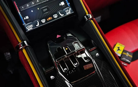 Ferrari Roma, 2022 год, 22 611 000 рублей, 11 фотография