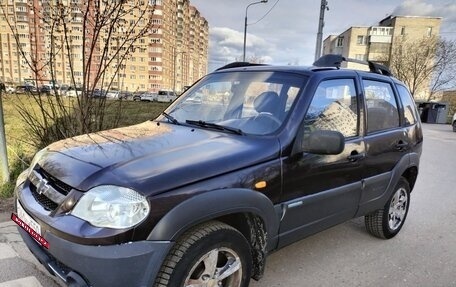 Chevrolet Niva I рестайлинг, 2010 год, 320 000 рублей, 4 фотография