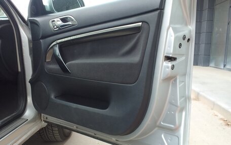 Skoda Superb III рестайлинг, 2006 год, 700 000 рублей, 4 фотография