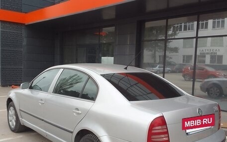 Skoda Superb III рестайлинг, 2006 год, 700 000 рублей, 12 фотография