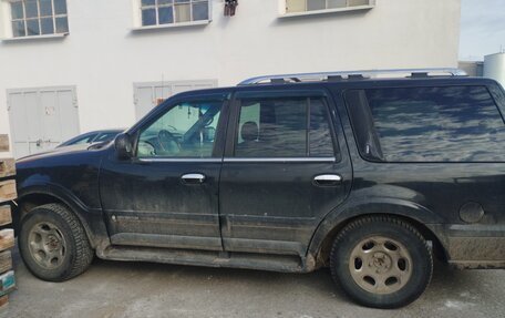 Lincoln Navigator, 1998 год, 700 000 рублей, 2 фотография