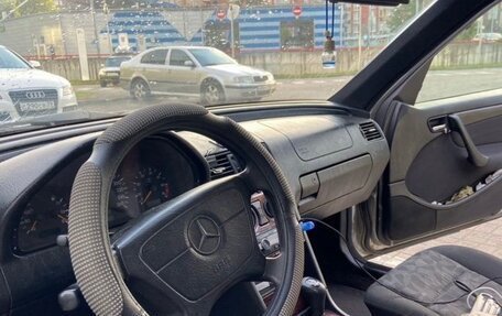 Mercedes-Benz C-Класс, 1997 год, 350 000 рублей, 11 фотография