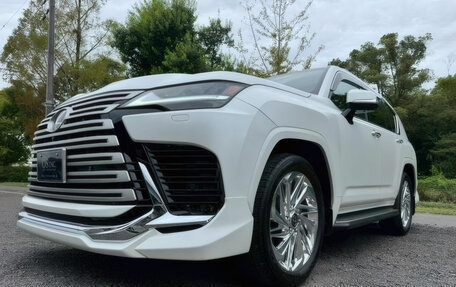 Lexus LX, 2023 год, 13 700 555 рублей, 3 фотография