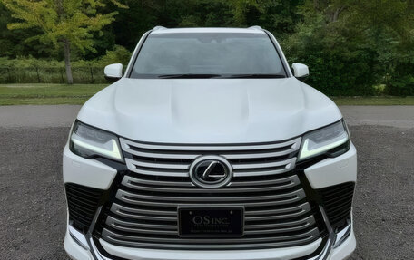 Lexus LX, 2023 год, 13 700 555 рублей, 6 фотография