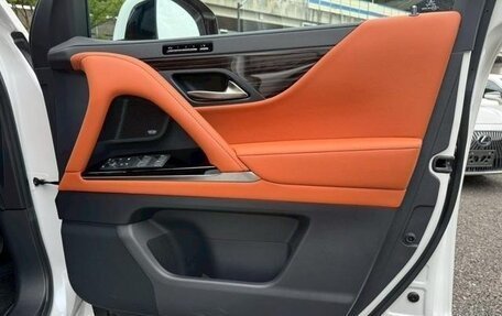 Lexus LX, 2023 год, 13 700 555 рублей, 14 фотография