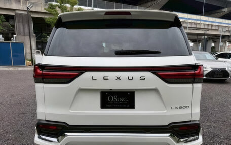 Lexus LX, 2023 год, 13 700 555 рублей, 13 фотография