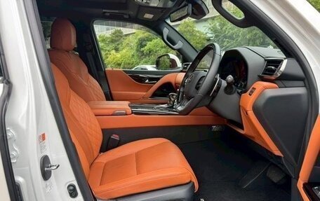 Lexus LX, 2023 год, 13 700 555 рублей, 16 фотография