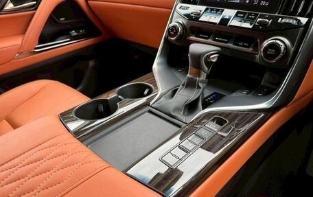 Lexus LX, 2023 год, 13 700 555 рублей, 26 фотография