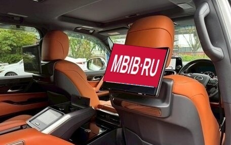 Lexus LX, 2023 год, 13 700 555 рублей, 35 фотография