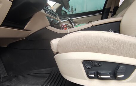 BMW 5 серия, 2011 год, 2 380 000 рублей, 24 фотография