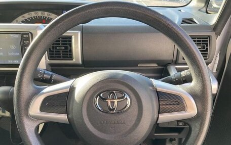 Toyota Pixis Mega, 2022 год, 896 777 рублей, 13 фотография