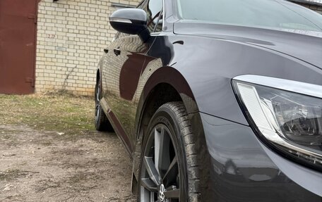 Volkswagen Passat B8 рестайлинг, 2019 год, 2 020 000 рублей, 21 фотография