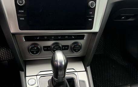 Volkswagen Passat B8 рестайлинг, 2019 год, 2 020 000 рублей, 29 фотография