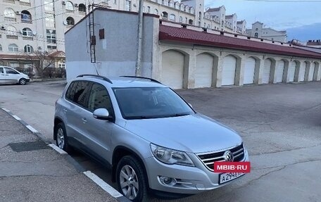 Volkswagen Tiguan I, 2010 год, 1 200 000 рублей, 2 фотография