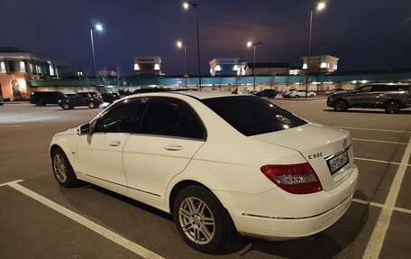 Mercedes-Benz C-Класс, 2010 год, 1 200 000 рублей, 4 фотография