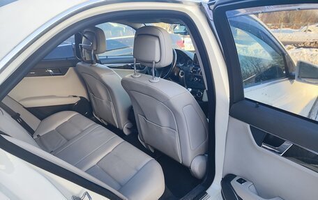 Mercedes-Benz C-Класс, 2010 год, 1 200 000 рублей, 21 фотография